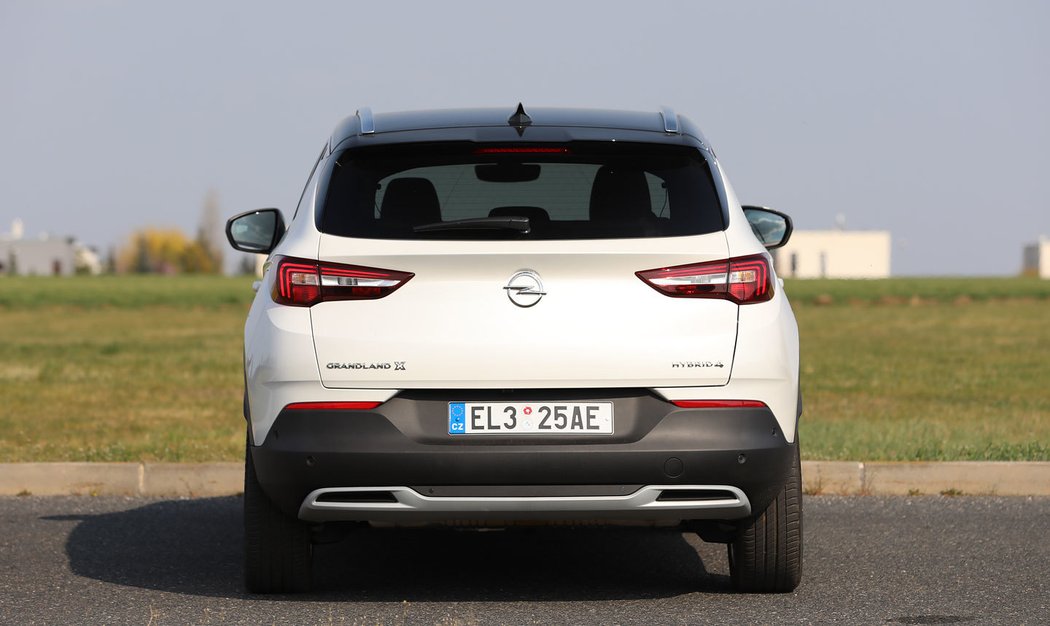 Opel Grandland X Hybrid4