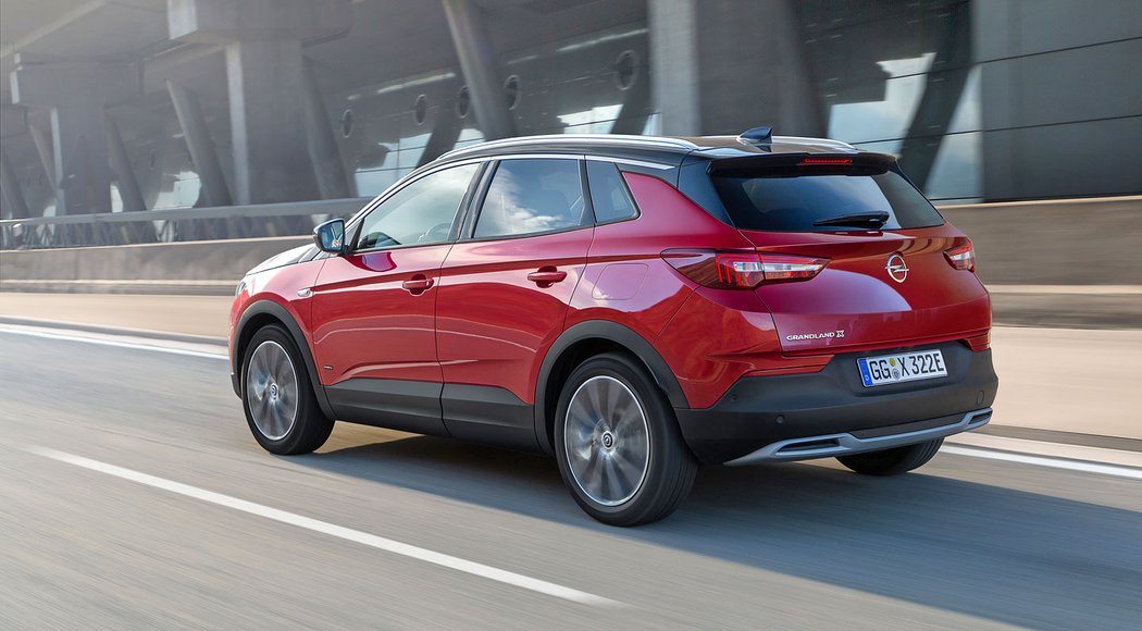 Opel Grandland X Hybrid4