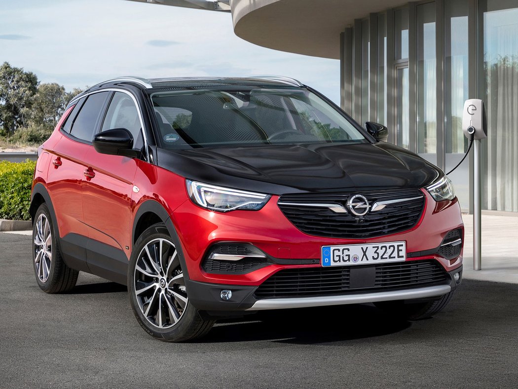 Opel Grandland X Hybrid4