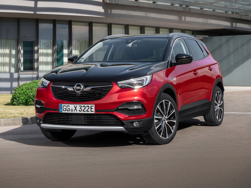 Opel Grandland X Hybrid4