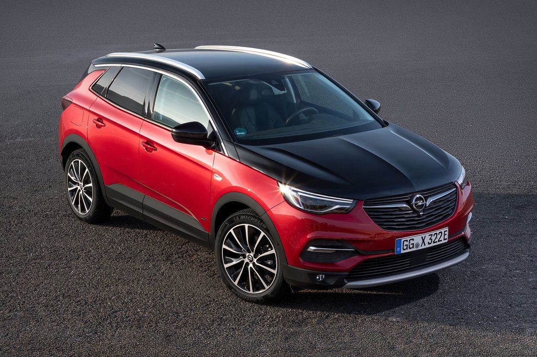 Opel Grandland X Hybrid4