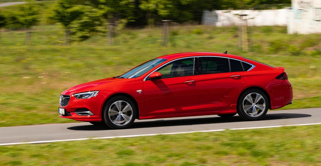 Opel Insignia Turbo OPC Line