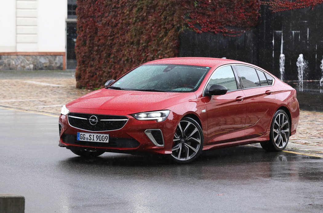 Opel Insignia GSi Grand Sport 2.0 Turbo