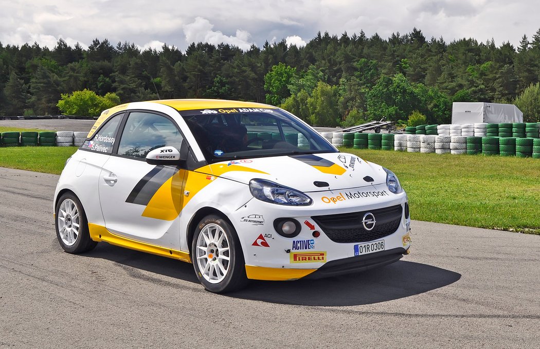 Opel Adam