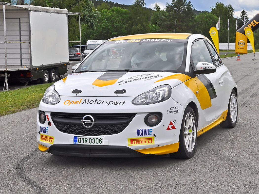 Opel Adam