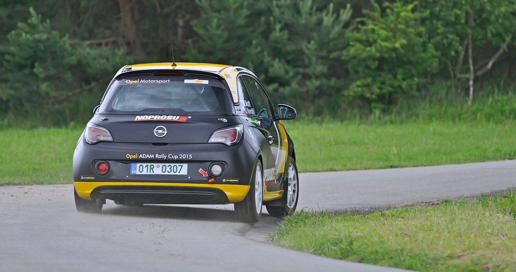 Opel Adam