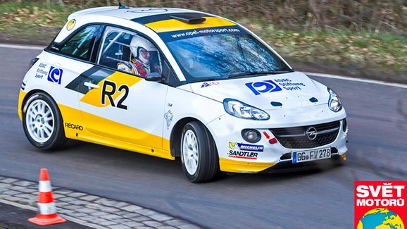 TEST Opel Adam R2 na vlastní kůži: Blesk se vrací do hry