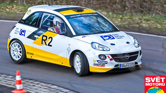 Opel Adam R2 na vlastní kůži: Blesk se vrací do hry Opel Adam R2 na vlastní kůži: Blesk se vrací do hry