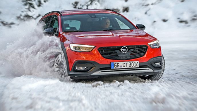 Jak funguje systém pohonu všech kol Twinster? Zjišťovali jsme to za volantem Opelu Insignia Jak funguje systém pohonu všech kol Twinster? Zjišťovali jsme to za volantem Opelu Insignia