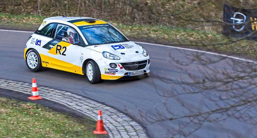 Opel Adam