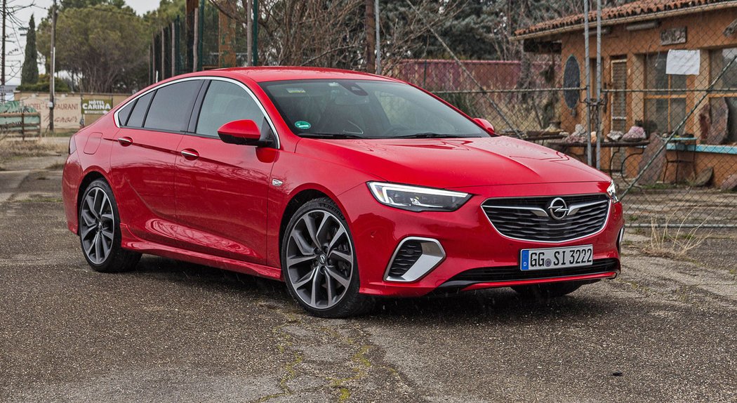 Opel Insignia GSi