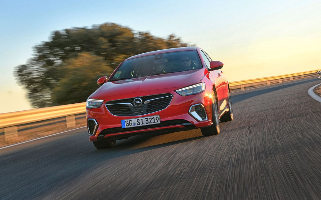 Opel Insignia GSi