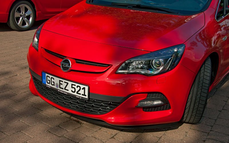 Opel Astra BiTurbo 2013
