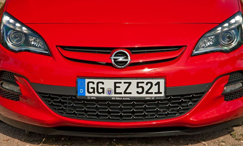 Opel Astra BiTurbo 2013