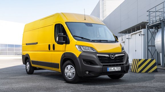 Opel Movano je tu v nové generaci. Místo Renaultu dodal základ Peugeot