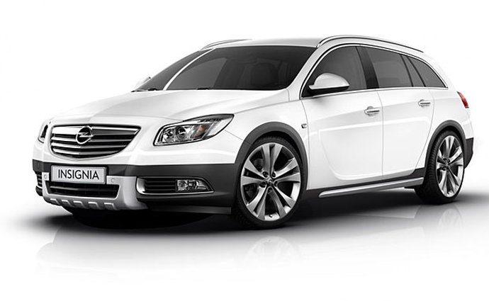 Opel do Frankfurtu přiveze „terénní“ Insignii