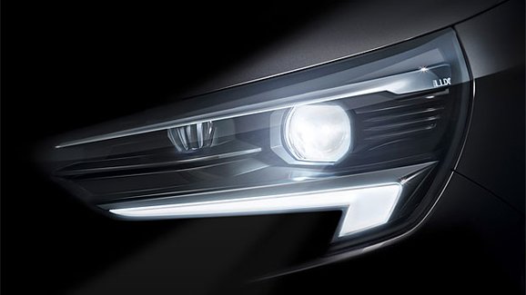 Nový Opel Corsa se začíná odhalovat světu. Ukázal světlo. Diodové!