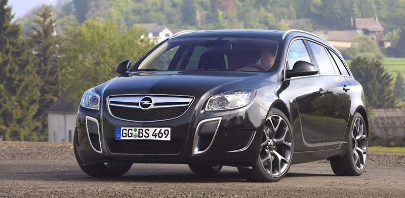 opel ceniky ceskytrh novemodely strednitrida sportovni