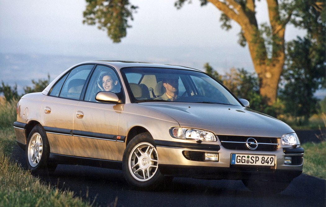 Opel Omega (B1) (1994–1999)