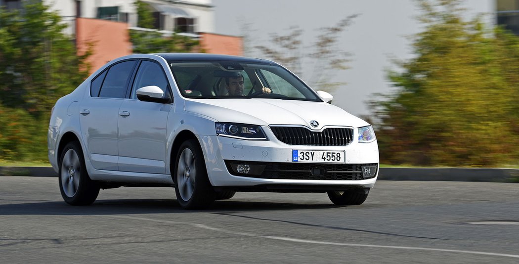 opel skoda octavia srovnavacitesty video redakcnivideo