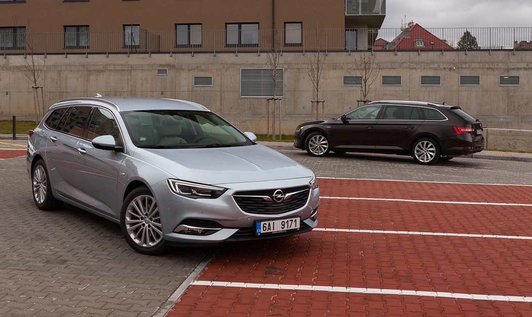 opel skoda superb srovnavacitesty strednitrida