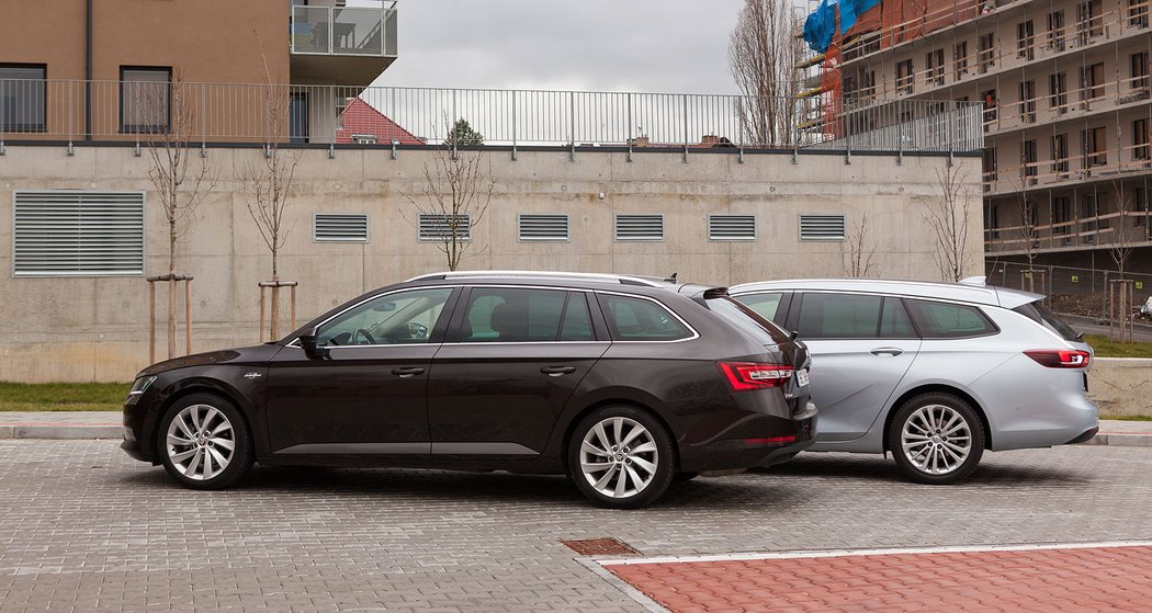 opel skoda superb srovnavacitesty strednitrida