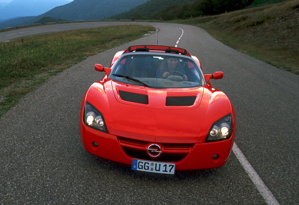 Opel Speedster (2000)