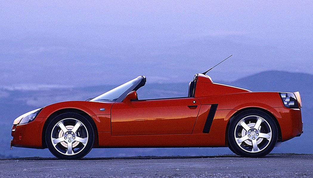 Opel Speedster (2000)