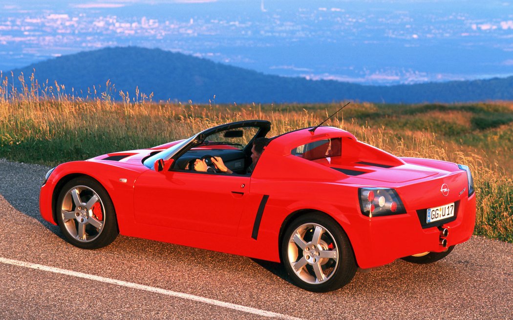 Opel Speedster (2000)