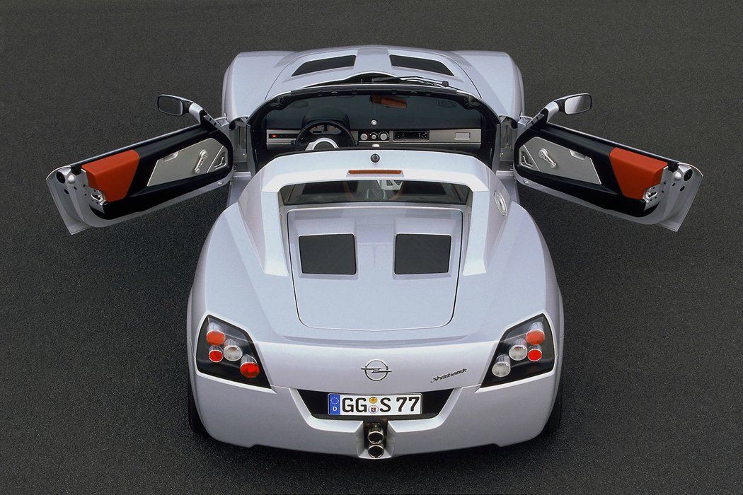 Opel Speedster (2000)