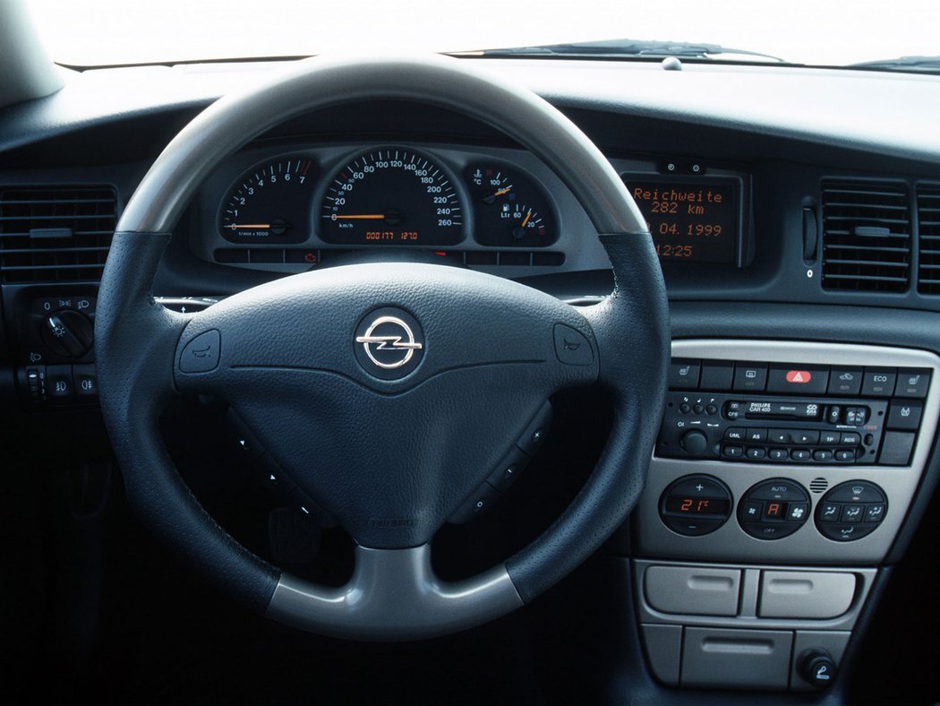 Opel Vectra i500 1999