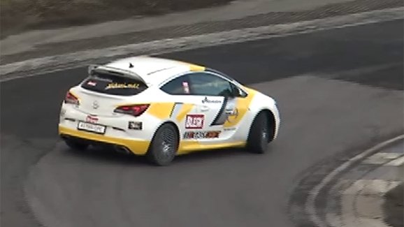 Soutěž v driftování, 2. kolo: Vítěz získá Opel Astra OPC