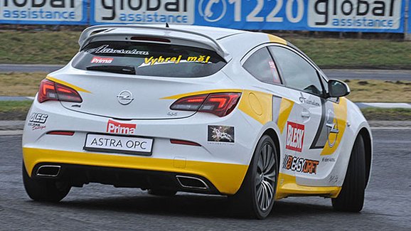 Soutěž v driftování, 24.kolo: Vítěz získá Opel Astra OPC