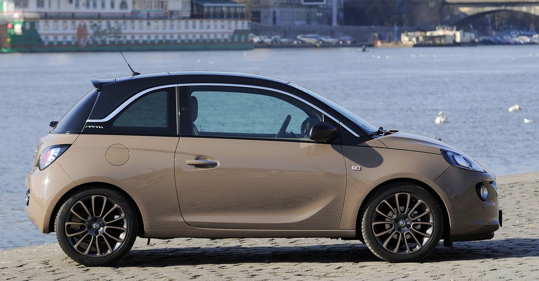 Opel Adam