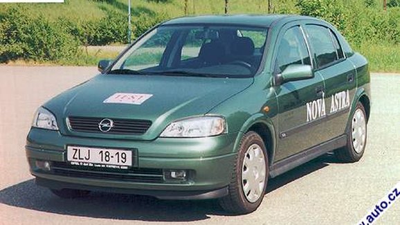 TEST Opel Astra 1,4 16V