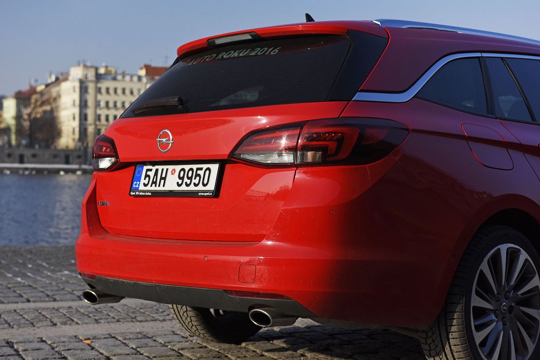 Opel Astra Sports Tourer 1.6 Turbo