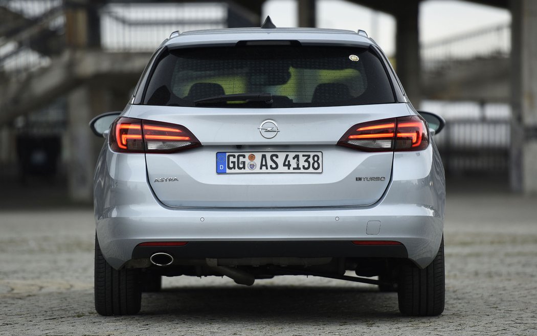 Opel Astra ST 1.6 Bi-CDTI