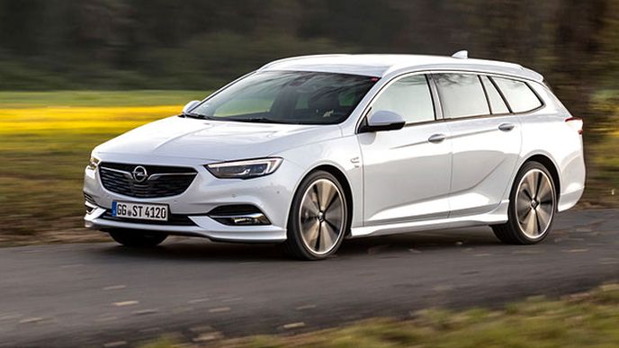 Opel Insignia Sports Tourer 2.0 Turbo AWD – Vrcholný nerovná se nejlepší Opel Insignia Sports Tourer 2.0 Turbo AWD – Vrcholný nerovná se nejlepší
