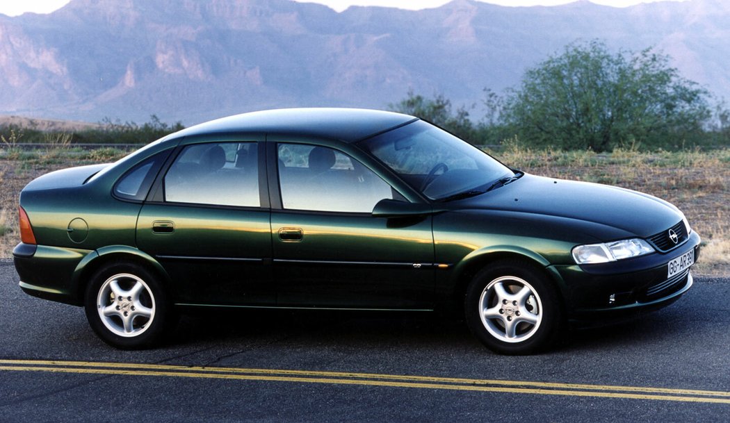 Opel Vectra CD sedan (1995)