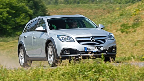 Ojetý Opel Insignia A (G06): Proč zapomenout na passat i mondeo