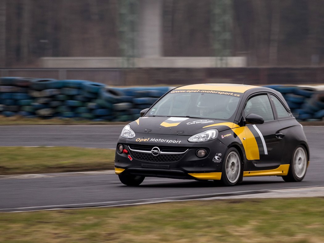 Opel Adam