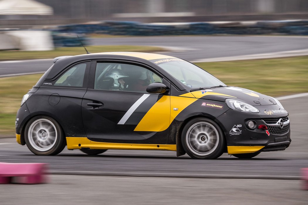 Opel Adam