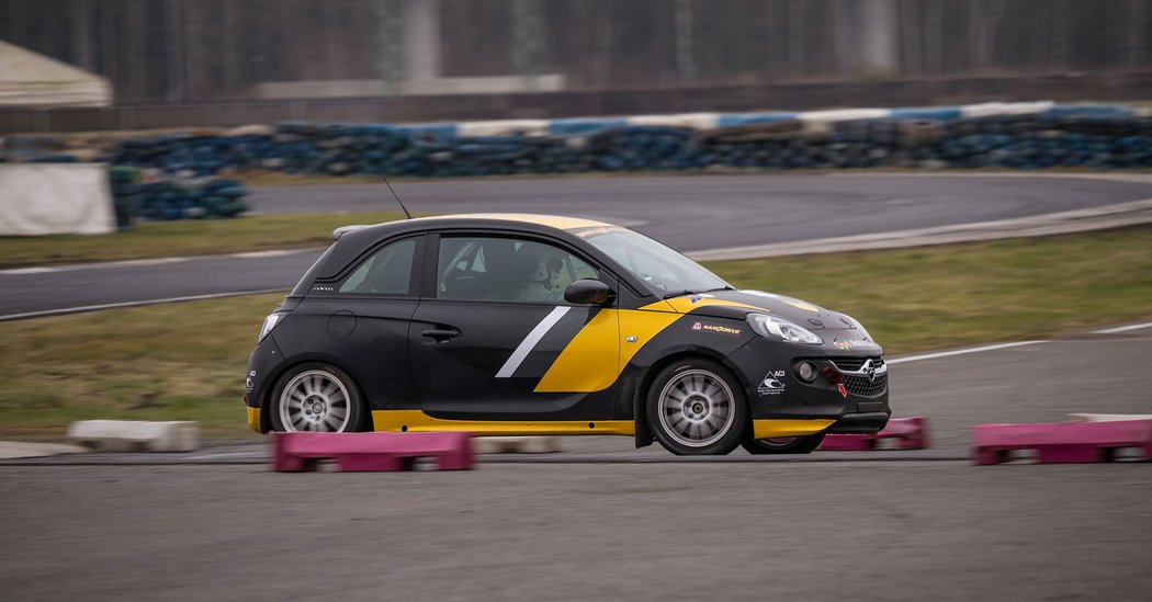 Opel Adam