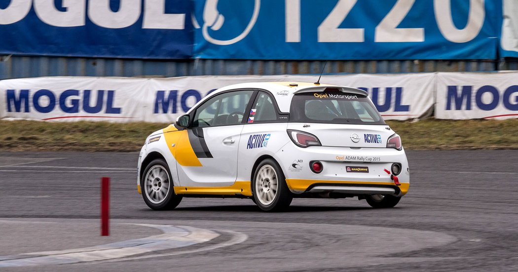 Opel Adam