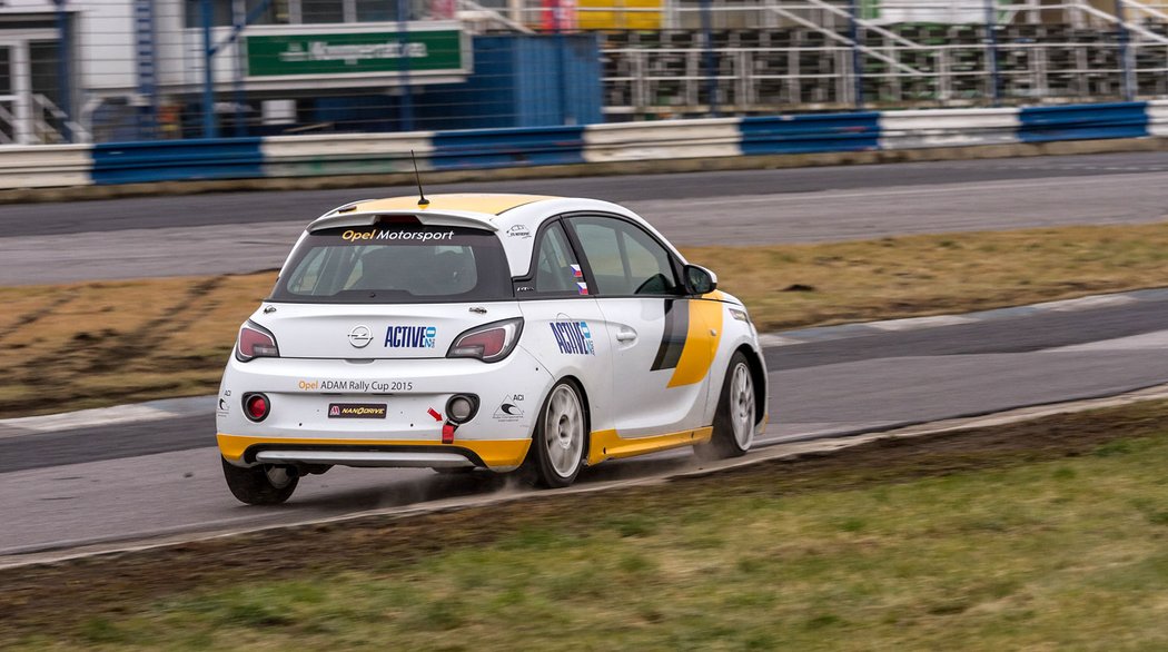 Opel Adam