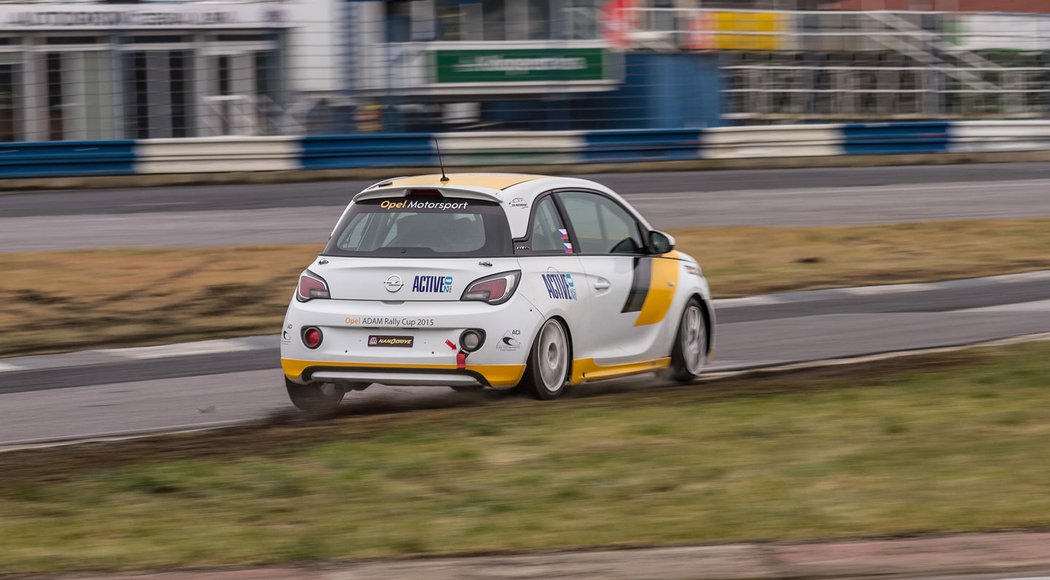 Opel Adam