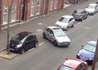 Video: Žena se desítky minut snaží zaparkovat