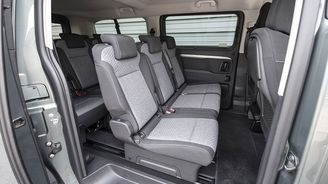 Opel Zafira L 2.2 CDTi Opel Zafira L 2.2 CDTi