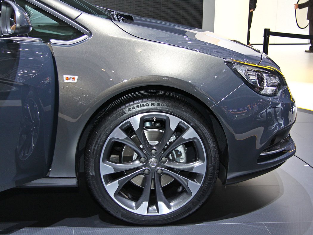 Opel Cascada