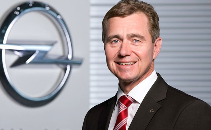 Karl-Friedrich Stracke přechází od GM k Magna Steyr